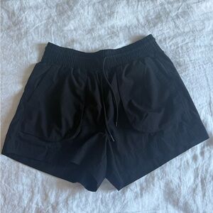 Women’s Old Navy high rise workout shorts
